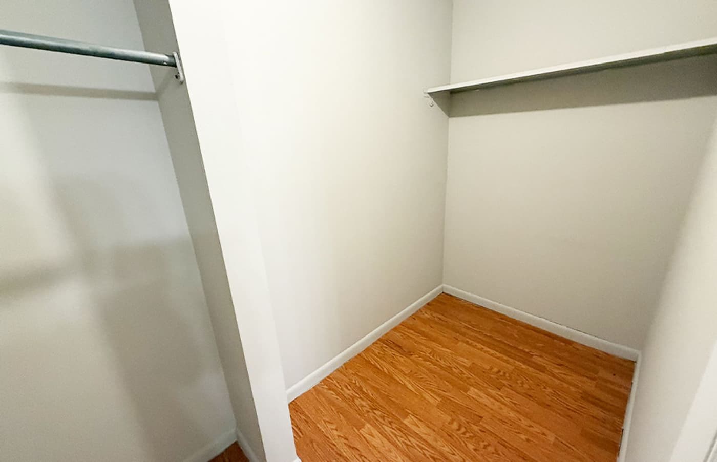 Cincinnati apartments for rent - image - large-2458.jpg