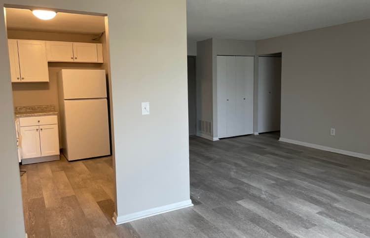 Cincinnati apartments for rent - image - large-2488.jpg