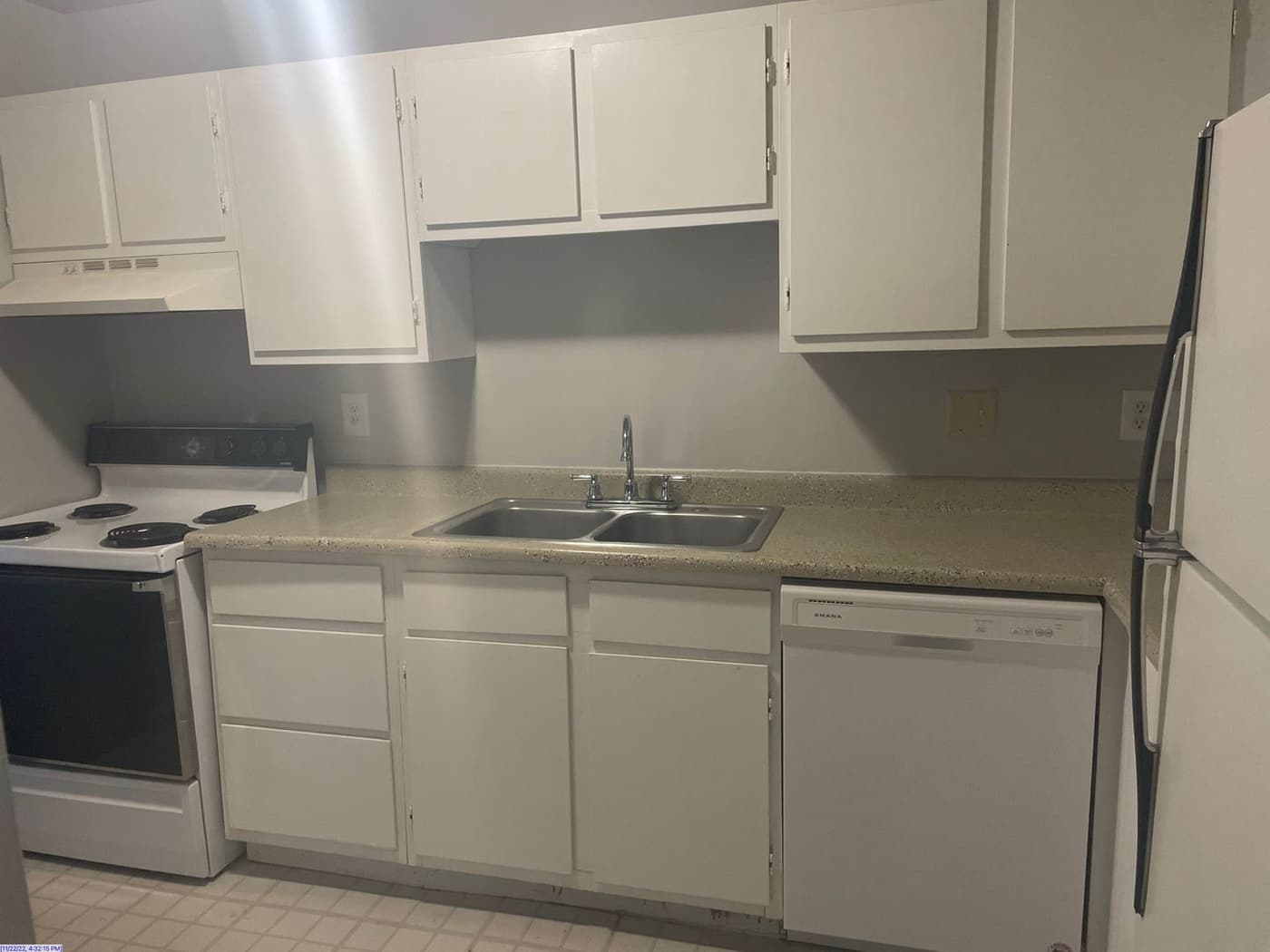 Spyglass Apartments - Apartment - 123
