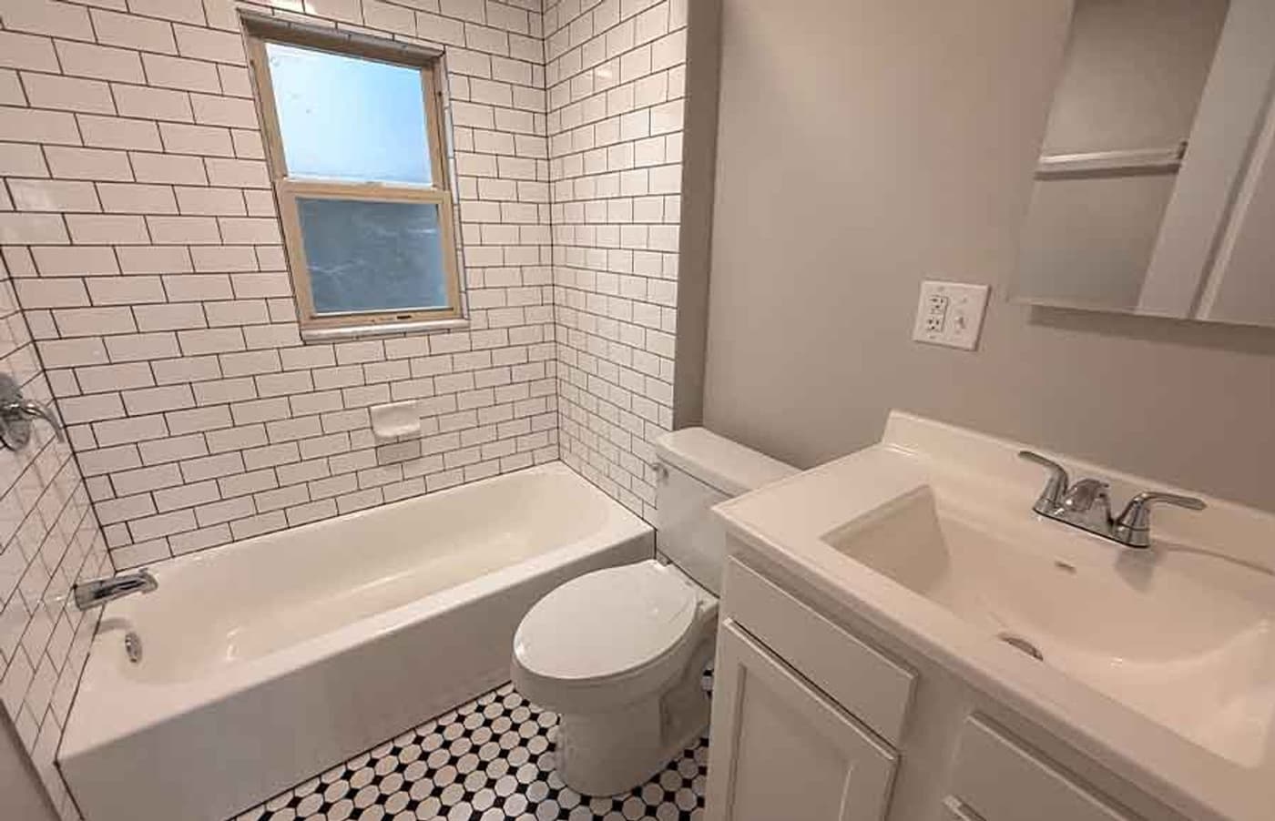 Tudor Court - Apartment - 34