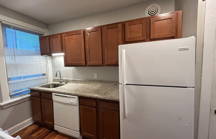 Cincinnati apartments for rent - image - large-4451.jpg