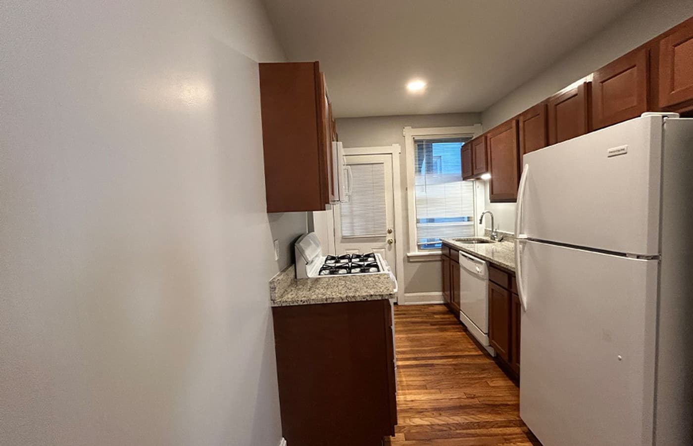 Tudor Court - Apartment - 14