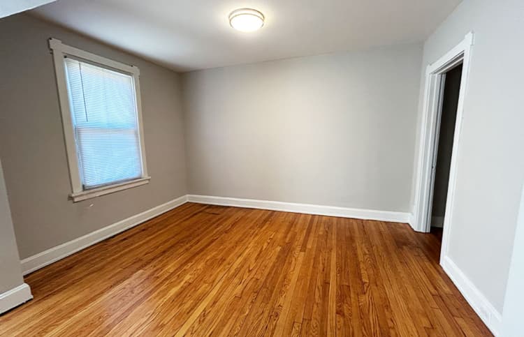 Cincinnati apartments for rent - image - large-4460.jpg