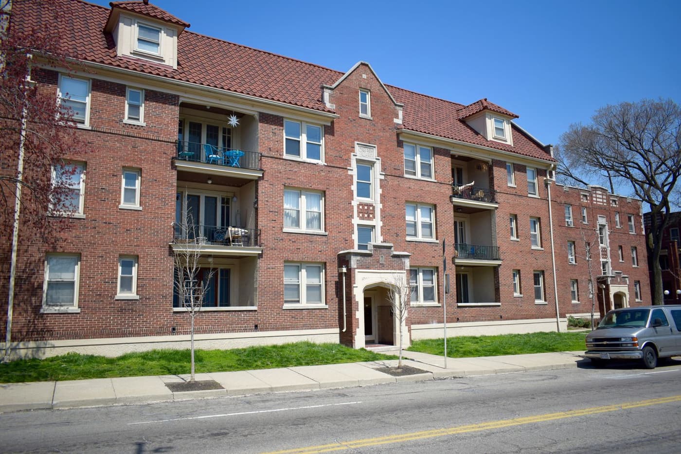Cincinnati apartments for rent - Property image - Tudor Court - 1