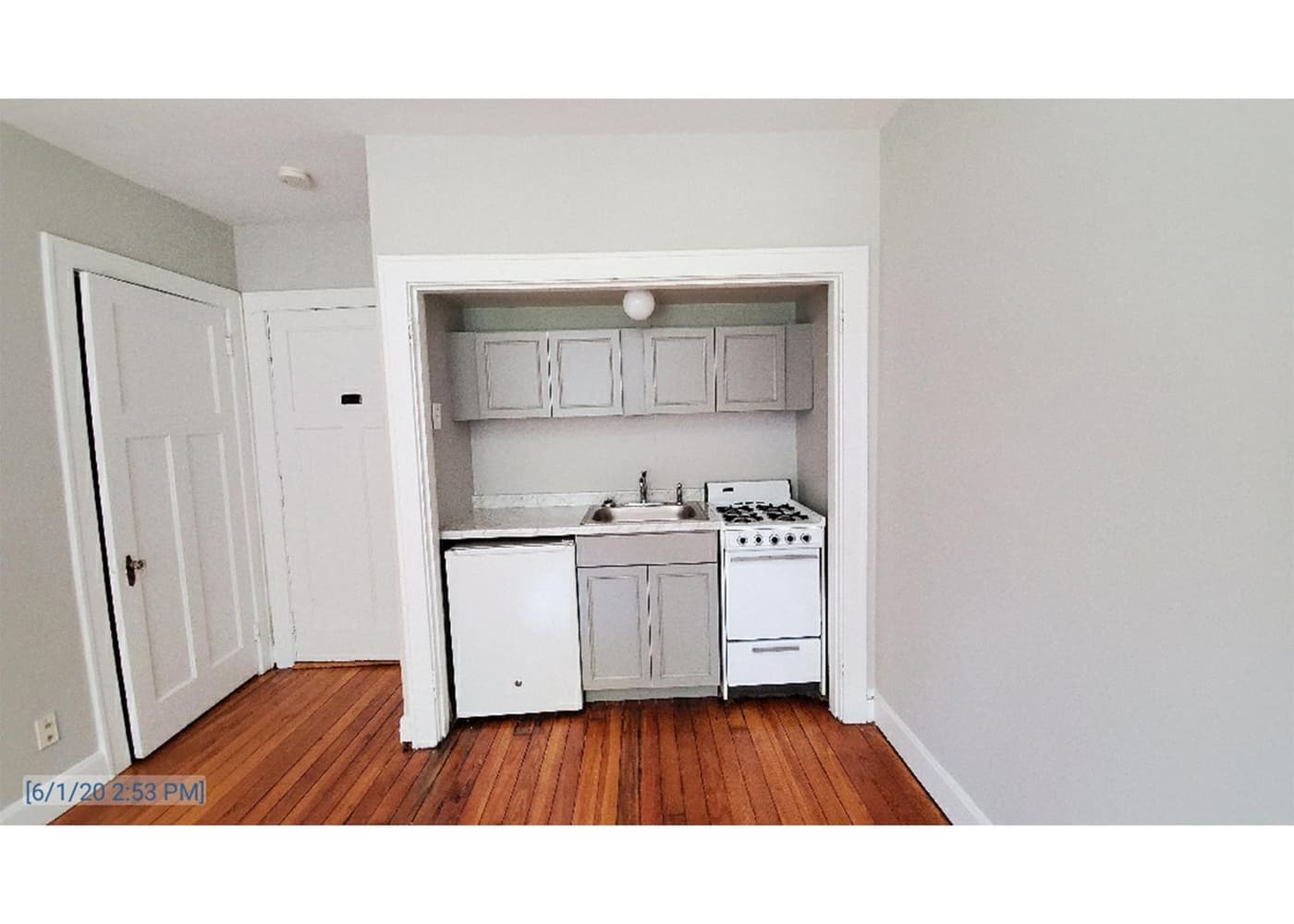 The Jonathan - Apartment - 13
