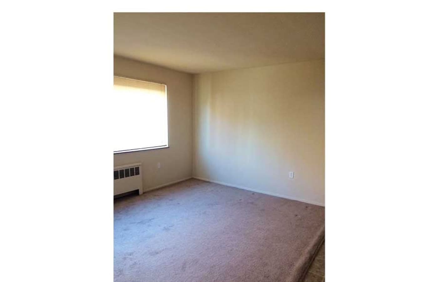 926 Ludlow Avenue - Apartment - 14