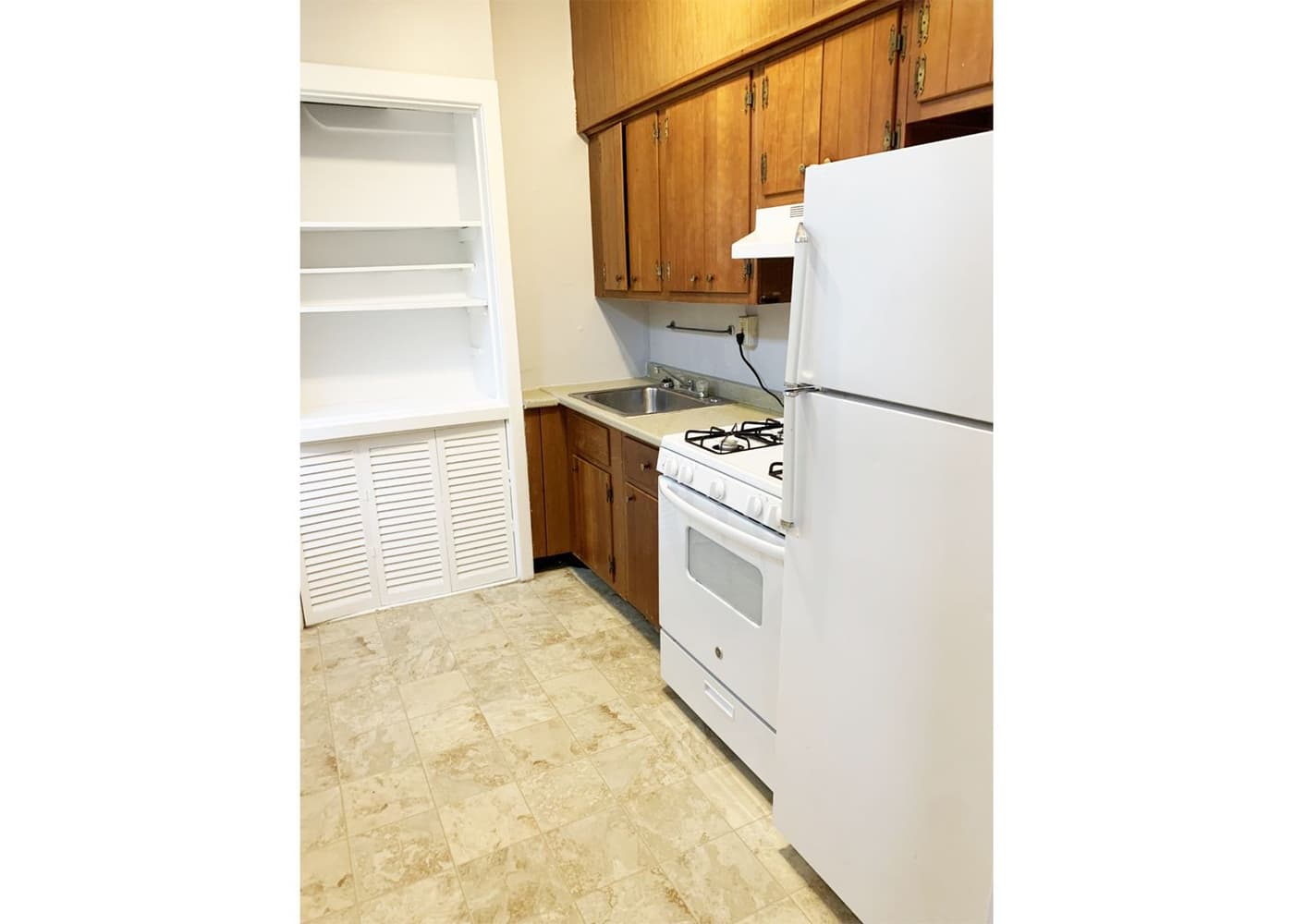 Cincinnati apartments for rent - Property image - 936 Ludlow Avenue - 2