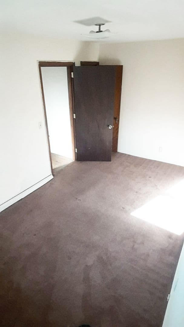 Cincinnati apartments for rent - image - large-902.jpg