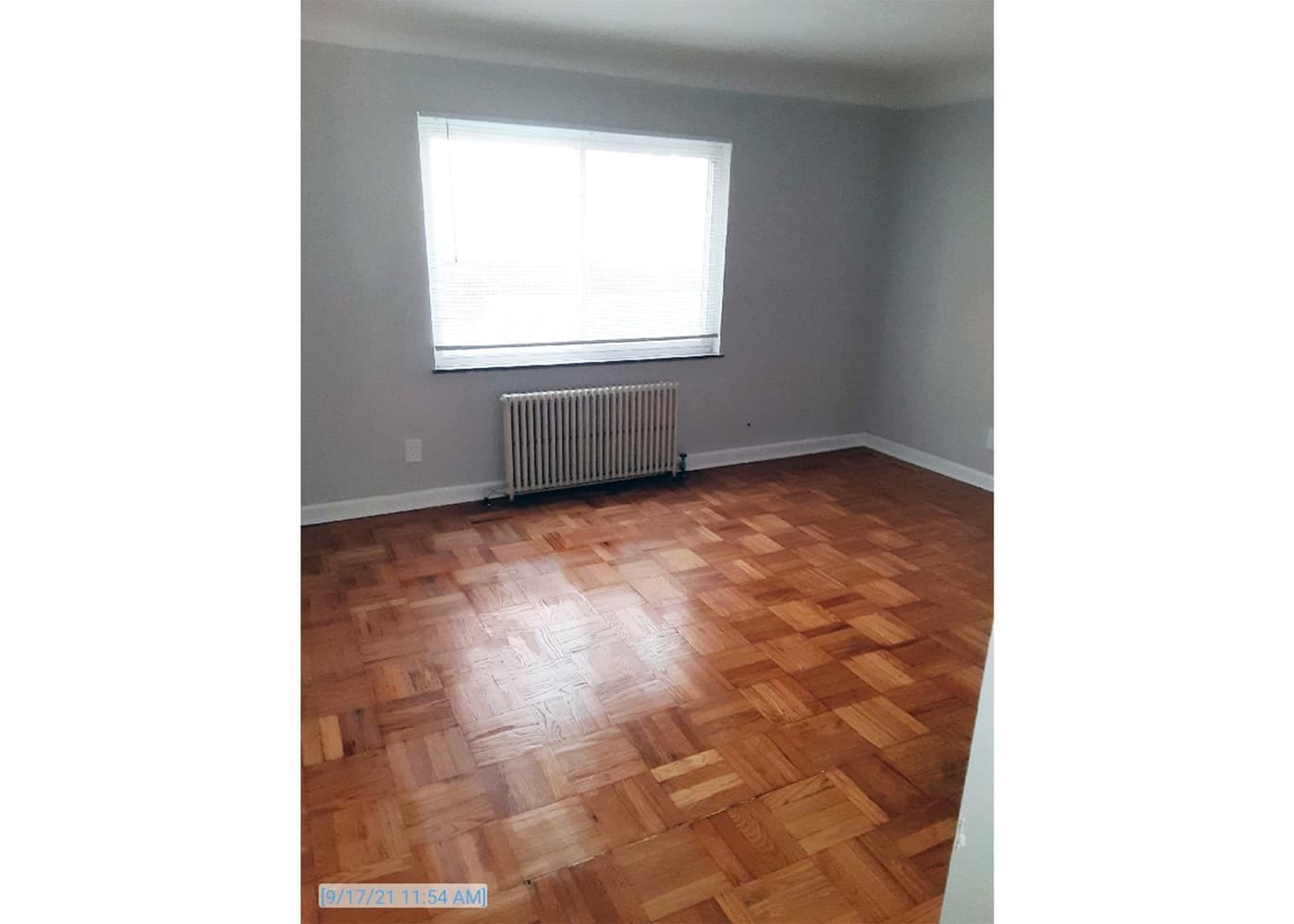 950 Ludlow Avenue - Apartment - 5
