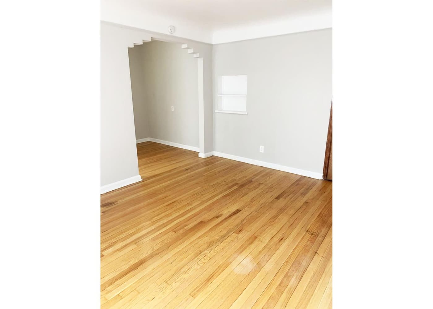 950 Ludlow Avenue - Apartment - 11
