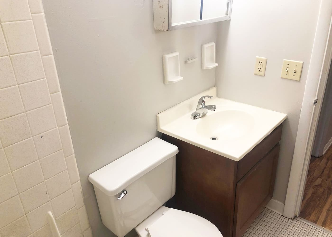 440 Ludlow Avenue - Apartment - 15