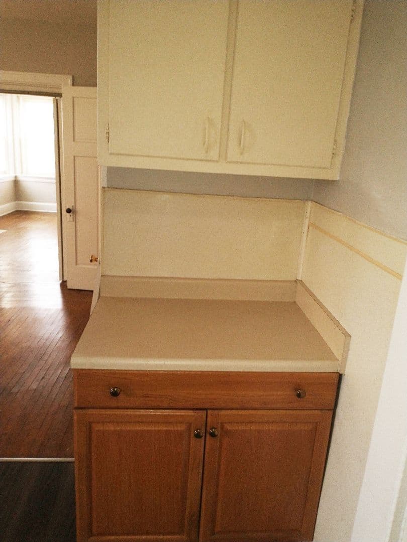 343 Ludlow Avenue - Apartment - 8