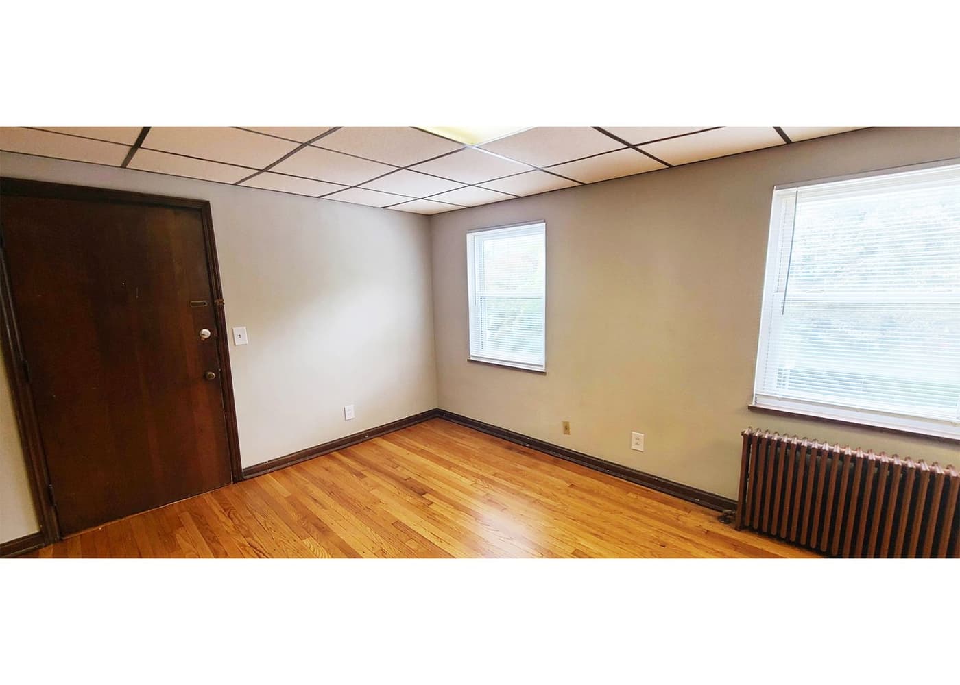 960 Ludlow Avenue - House - 6