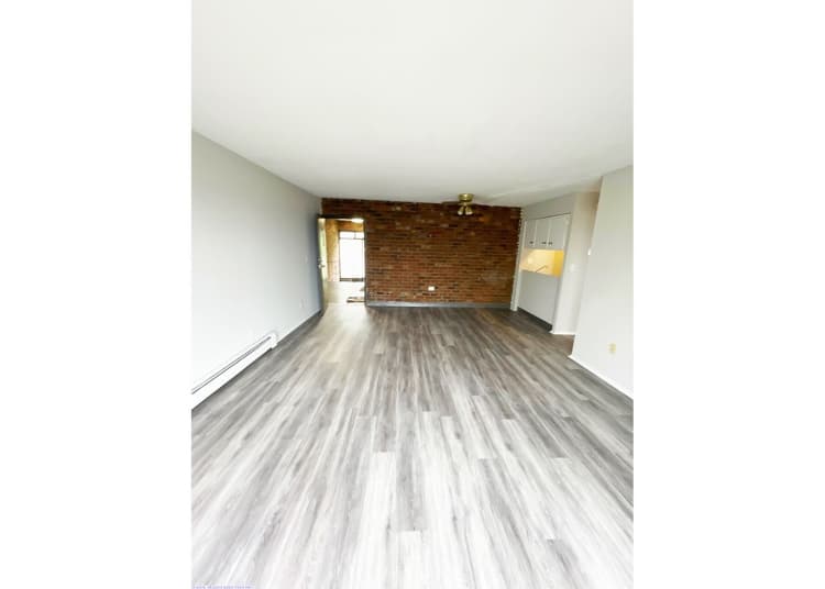 Cincinnati apartments for rent - image - large-963.jpg