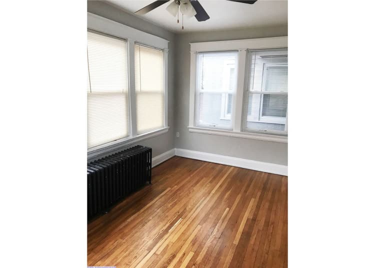 Cincinnati apartments for rent - image - large-1837.jpg
