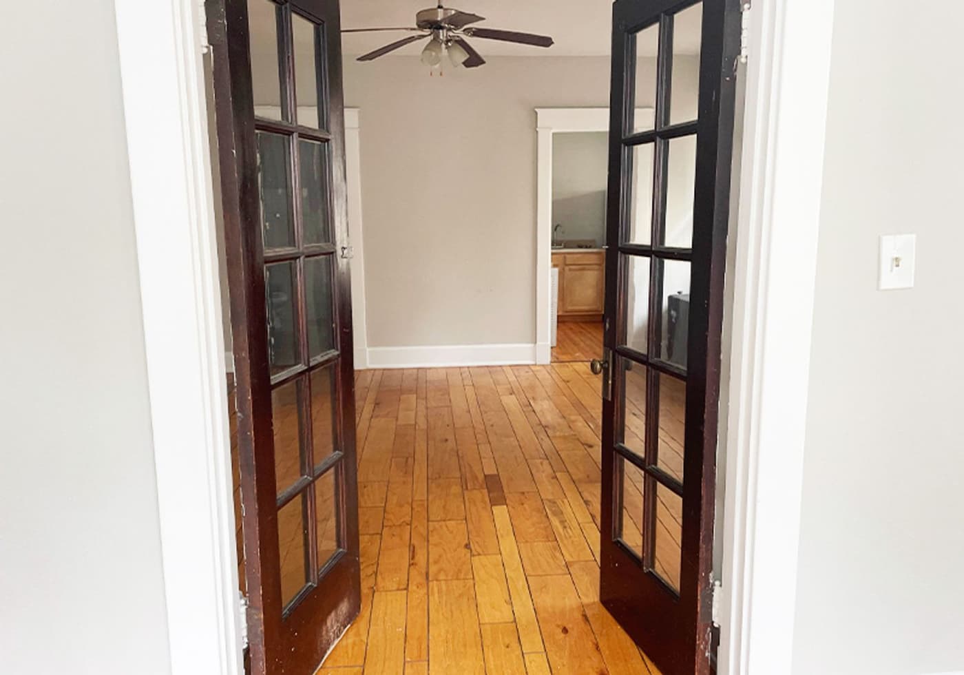 3027 Clifton Avenue - Apartment - 33
