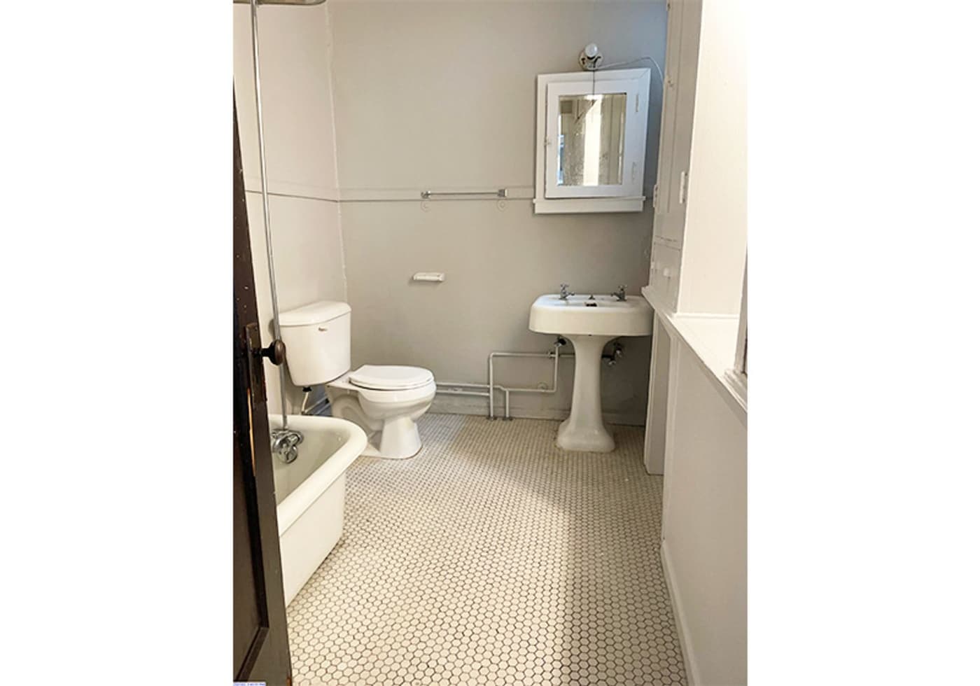 3027 Clifton Avenue - Apartment - 27
