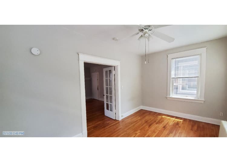 Cincinnati apartments for rent - image - large-2699.jpg
