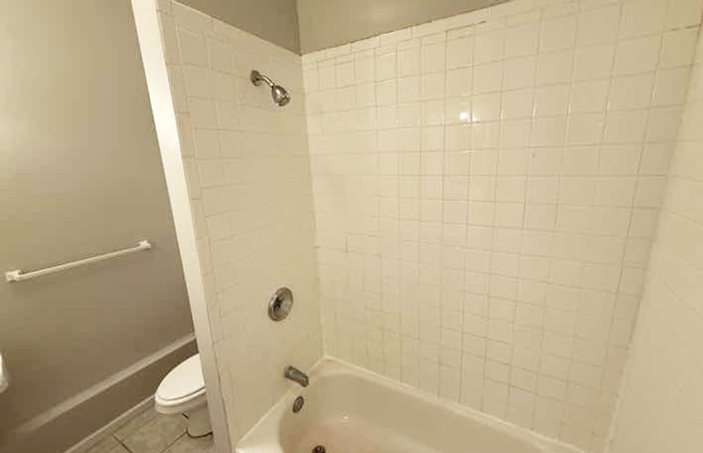 3027 Clifton Avenue - Apartment - 26
