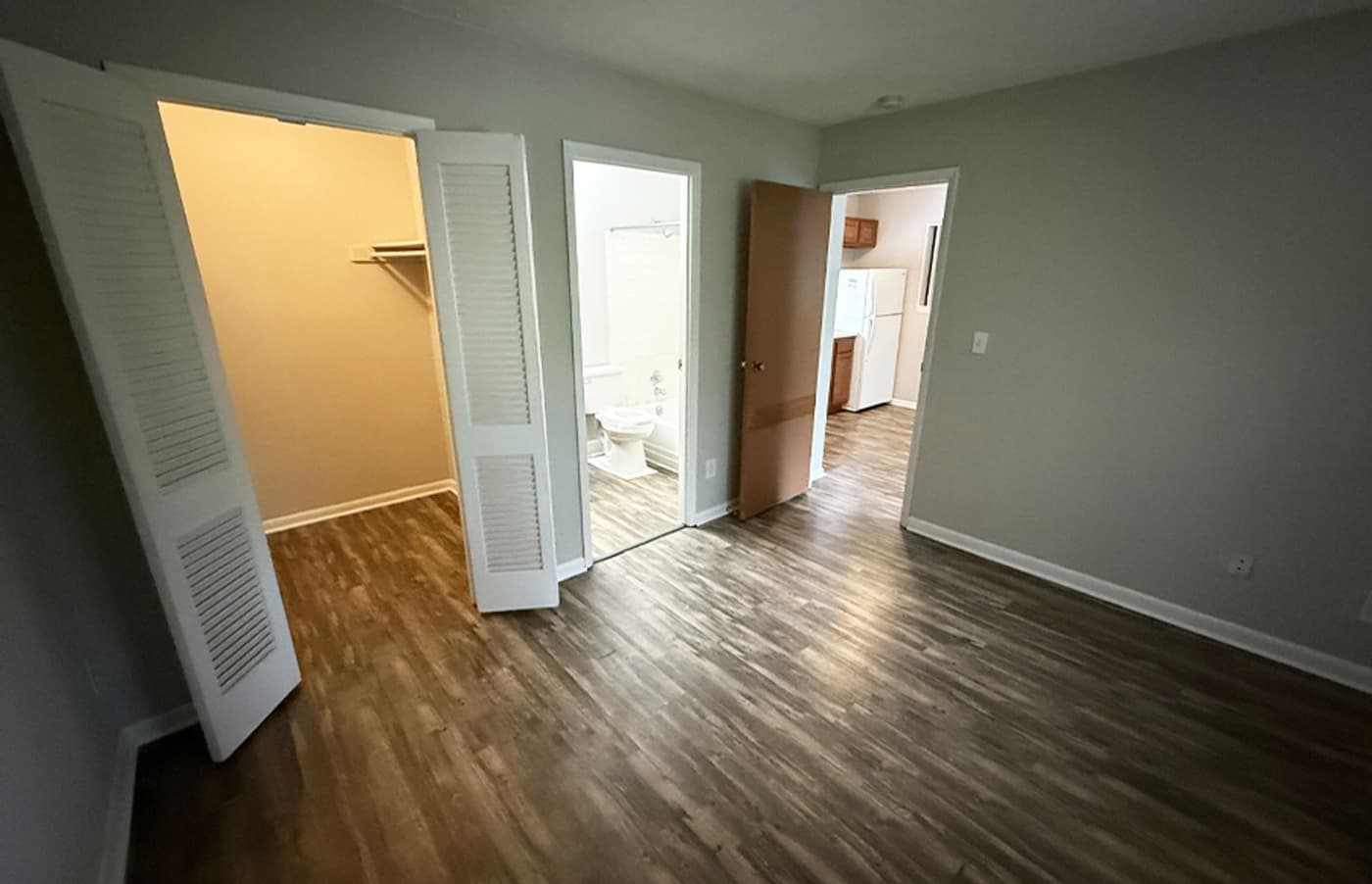 3033 Clifton Avenue - Apartment - 18