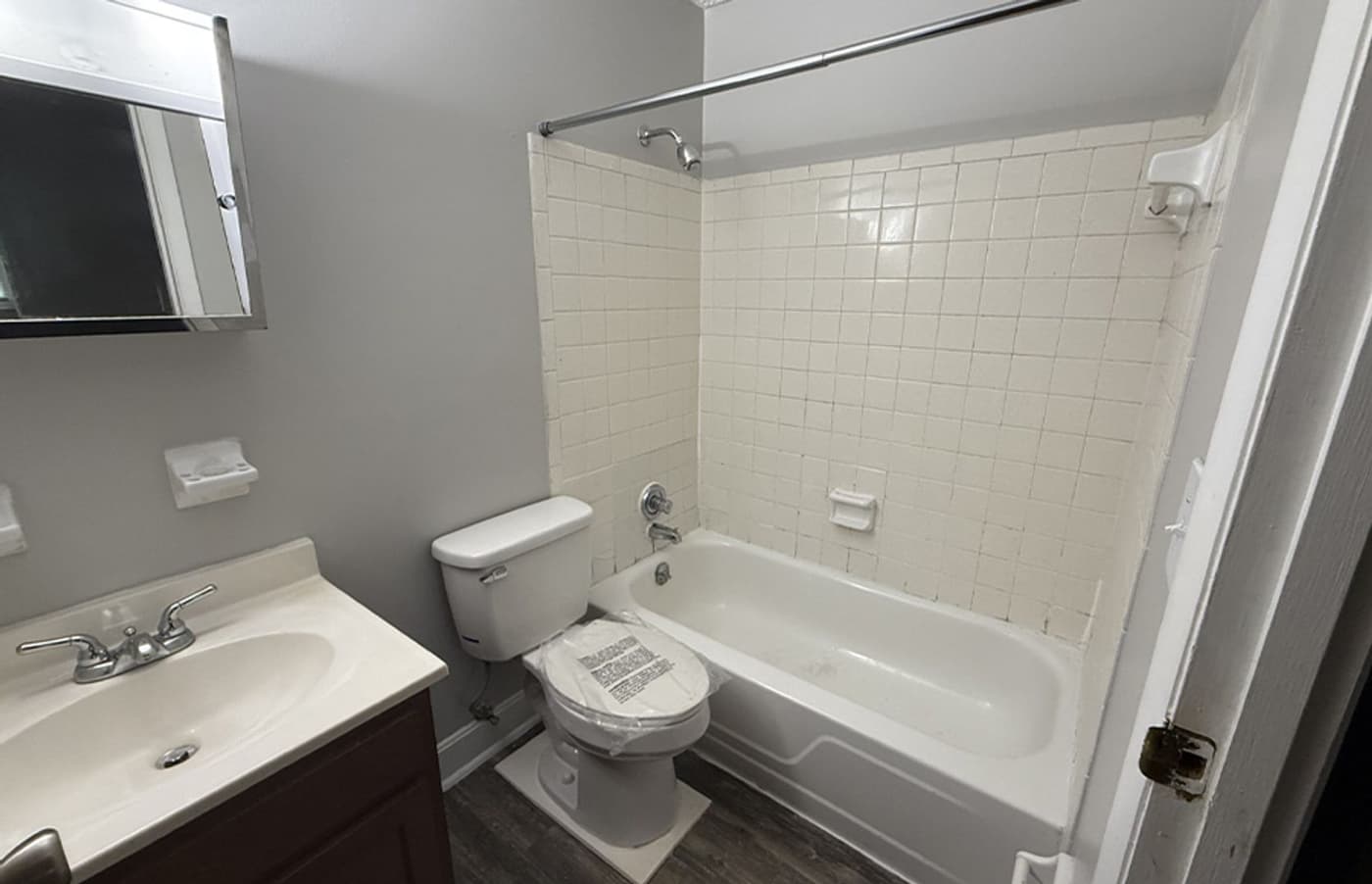 Cincinnati apartments for rent - image - large-2767.jpg