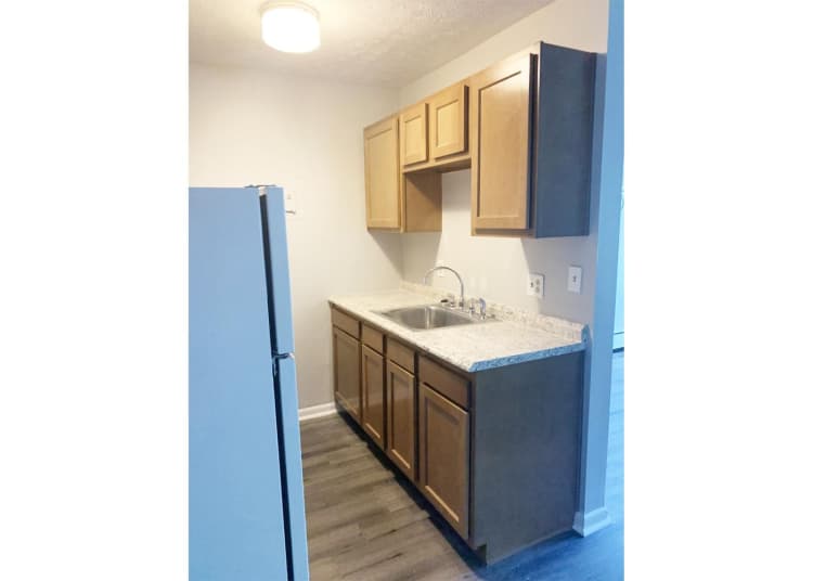 Cincinnati apartments for rent - image - large-2798.jpg