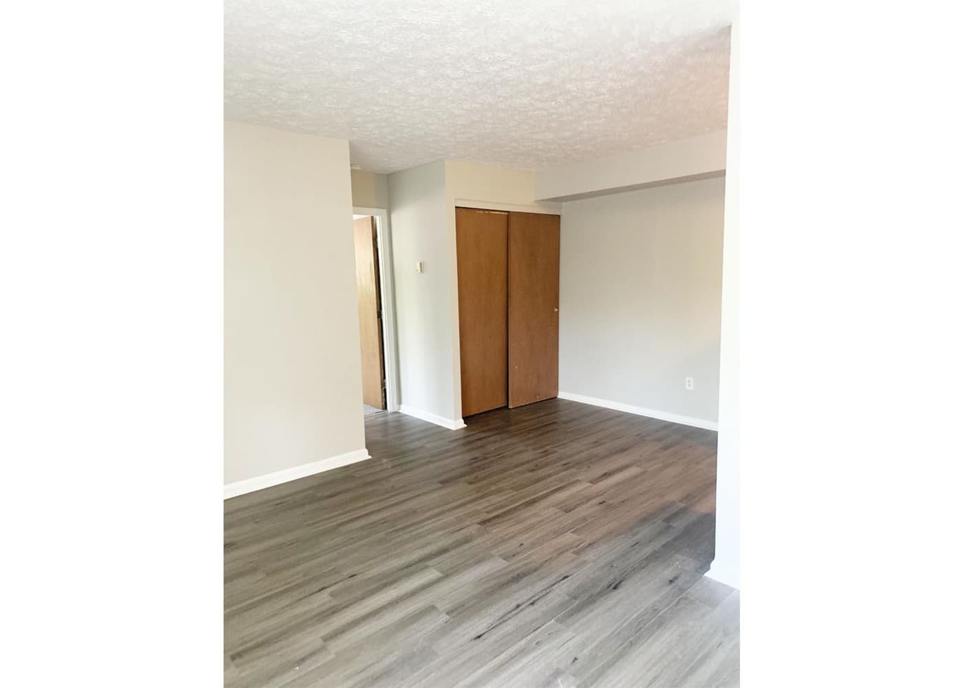 3033 Clifton Avenue - Apartment - 20