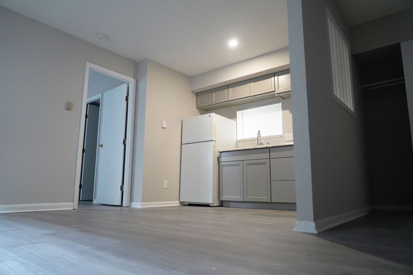 Cincinnati apartments for rent - image - large-2830.jpg