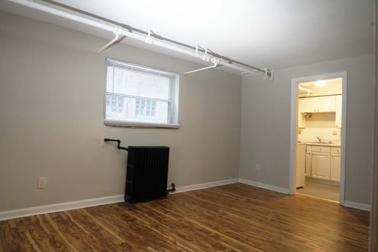 Cincinnati apartments for rent - image - large-2624.jpg