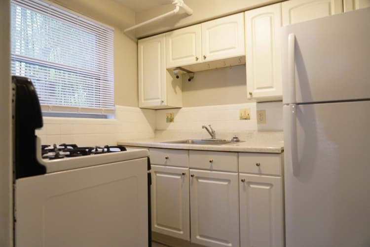 Cincinnati apartments for rent - image - large-2626.jpg
