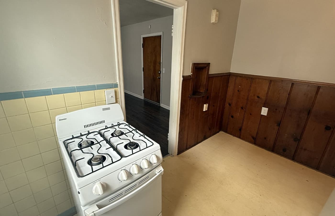 3025 Clifton Avenue - Apartment - 26