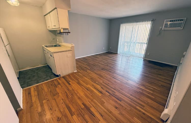Cincinnati apartments for rent - image - large-1049.jpg