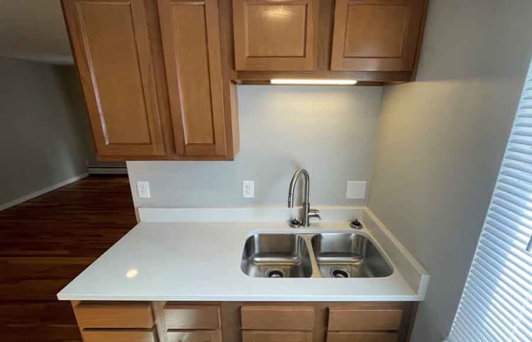 Cincinnati apartments for rent - image - large-1708.jpg