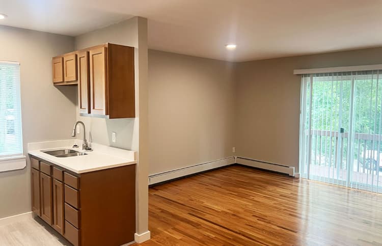 Cincinnati apartments for rent - image - large-1760.jpg