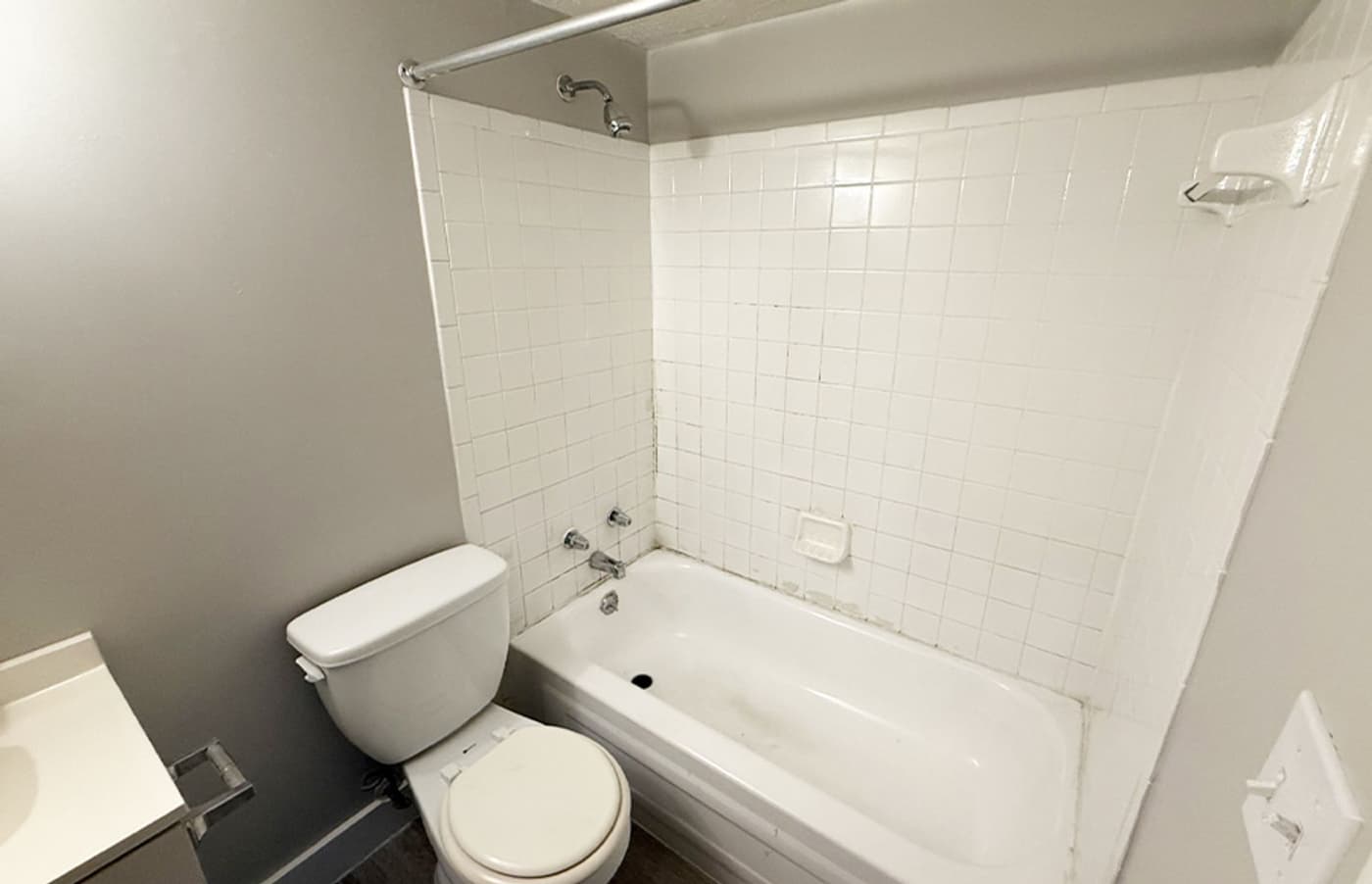 Clifton Woods Apartments - Apartment - 120