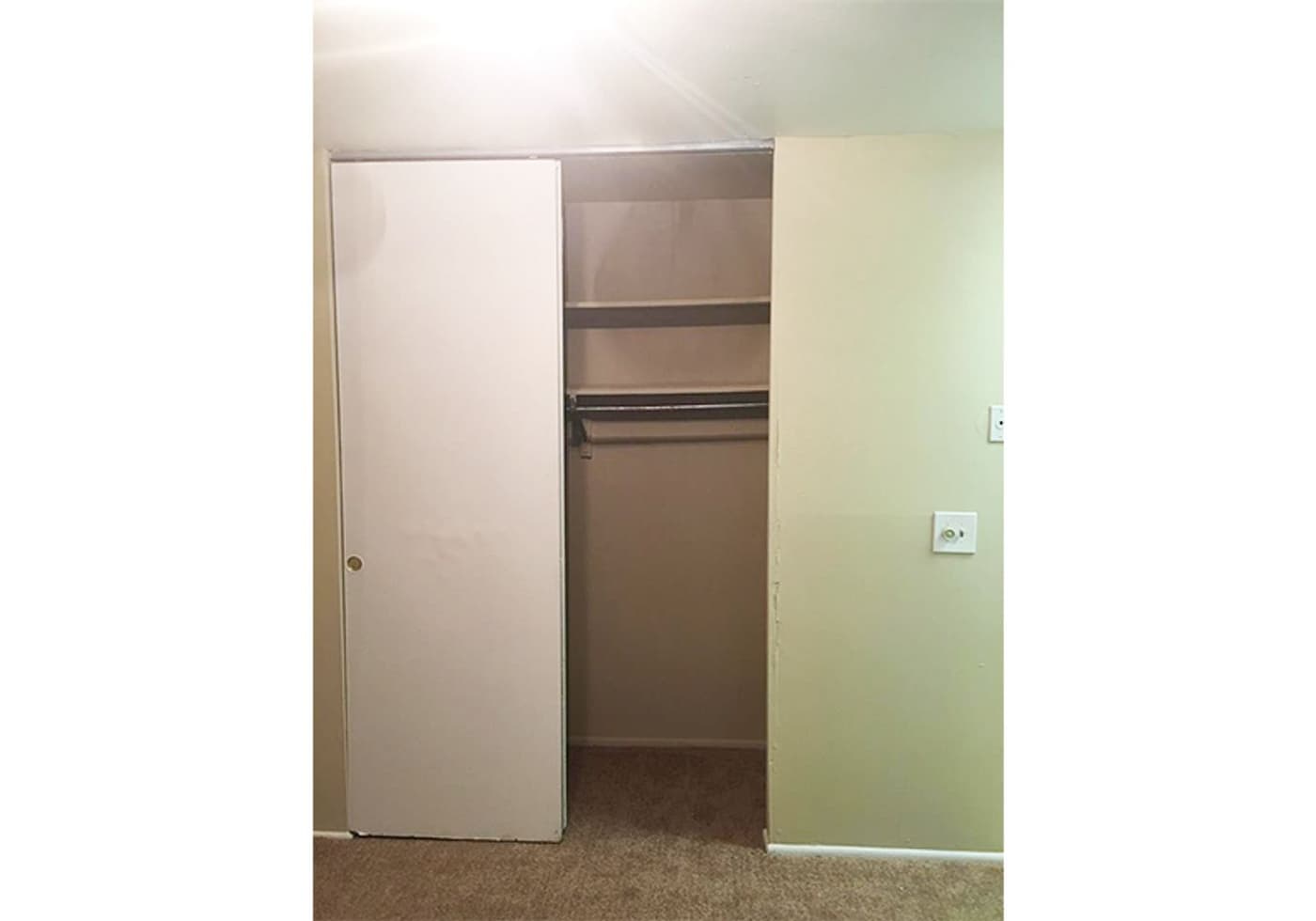 Clifton Woods Apartments - Apartment - 94