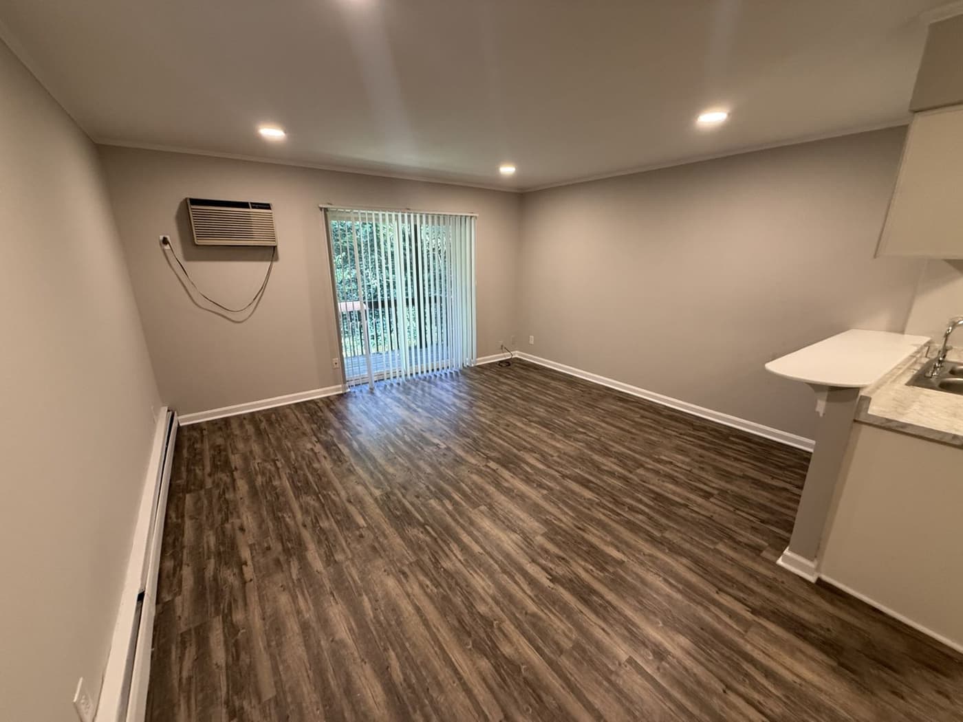 Clifton Woods Apartments - Apartment - 63