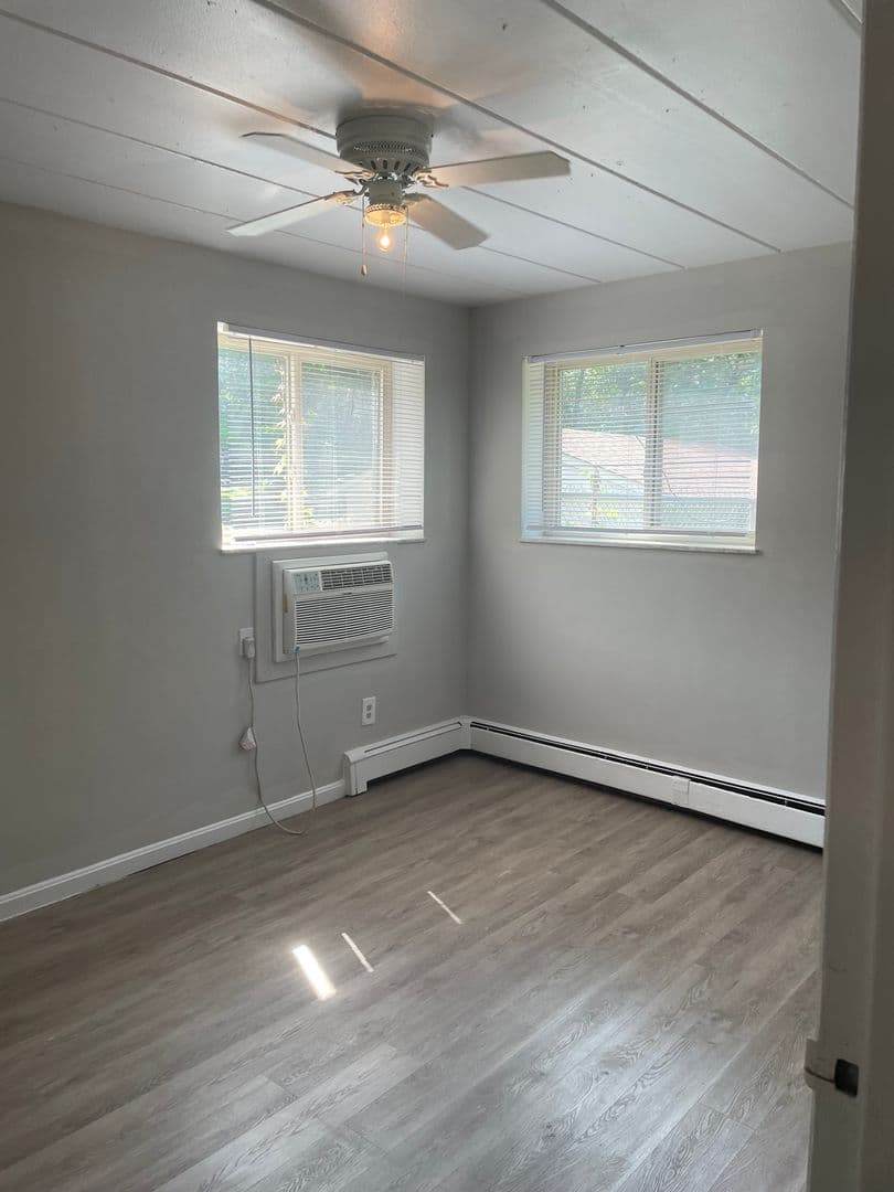 539 Lowell Avenue - Apartment - 10