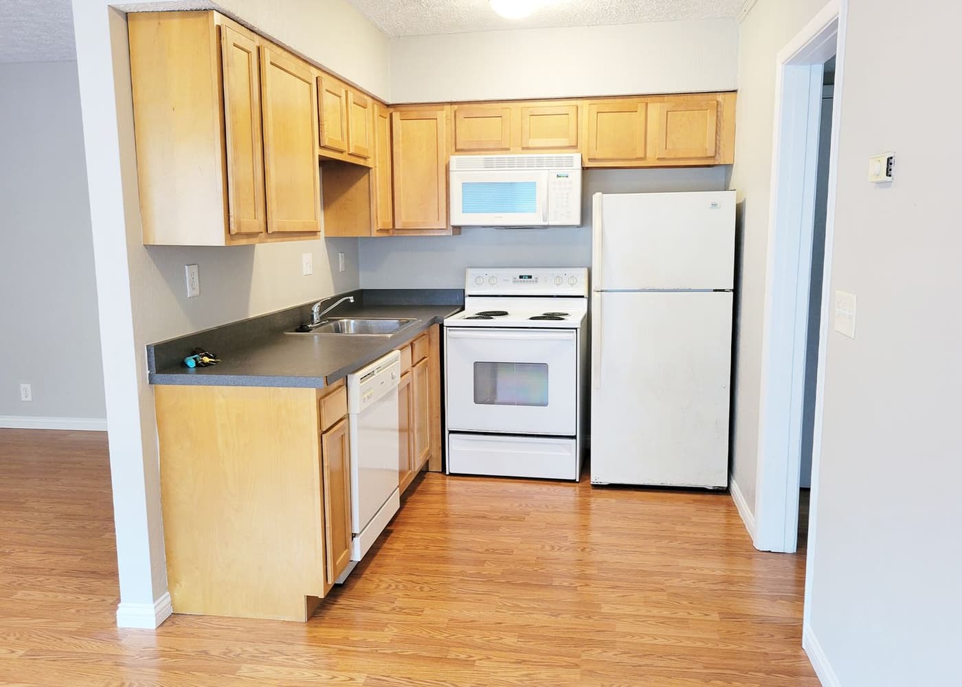Cincinnati apartments for rent - Property image - 563 Lowell - 2