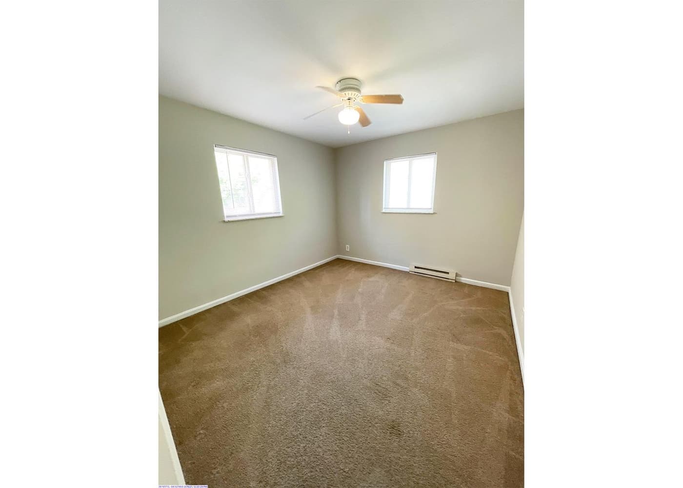 562 Lowell Avenue - Apartment - 6