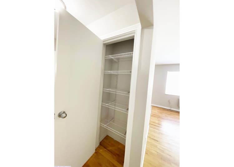 Cincinnati apartments for rent - image - large-1859.jpg