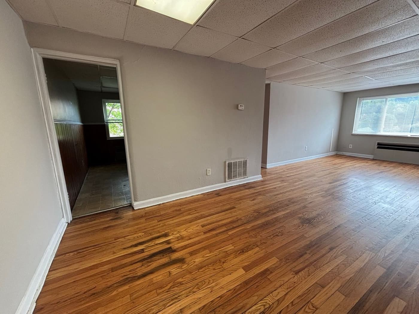 596 Lowell Avenue - Apartment - 22