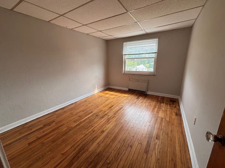Cincinnati apartments for rent - image - large-2141.jpg