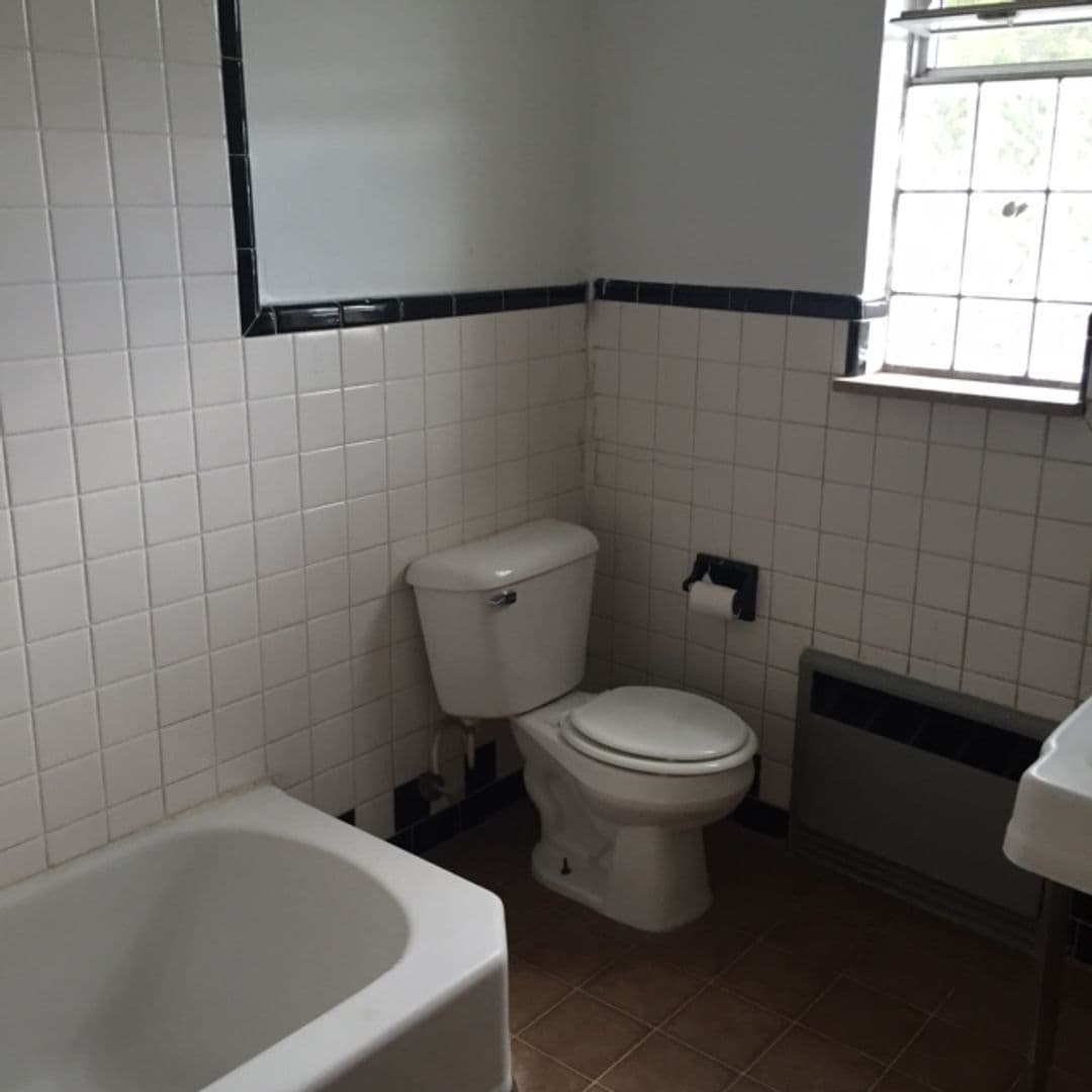 596 Lowell Avenue - Apartment - 18