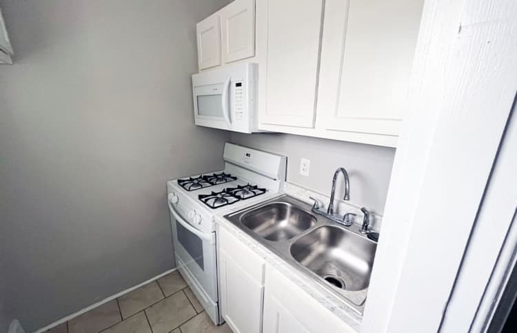 Cincinnati apartments for rent - image - large-689.jpg
