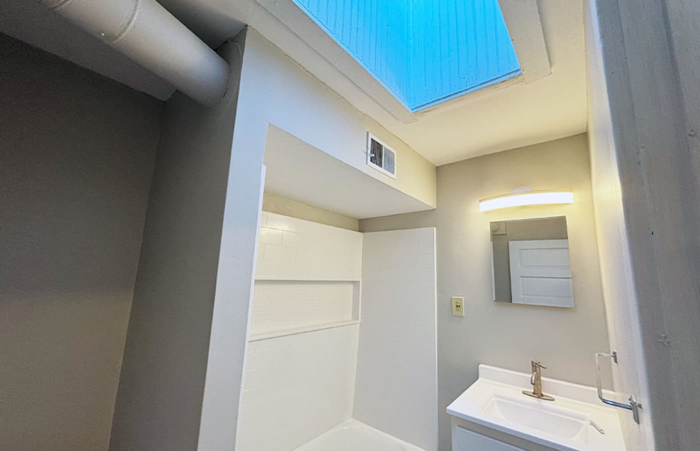 2831 Glendora Avenue - Apartment - 5