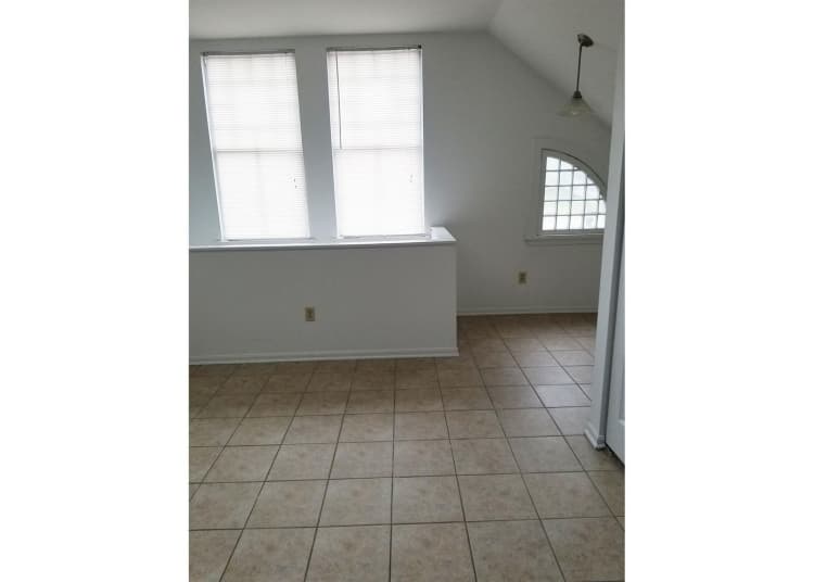 Cincinnati apartments for rent - image - large-854.jpg