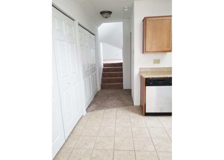 Cincinnati apartments for rent - image - large-856.jpg