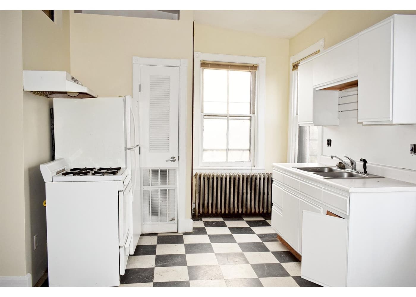 2215 Ohio Avenue - Apartment - 5