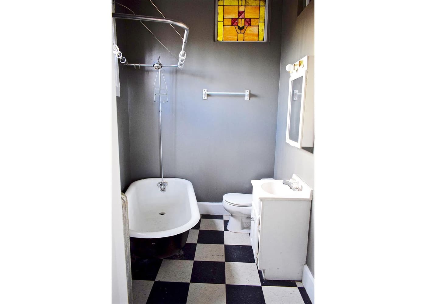 2215 Ohio Avenue - Apartment - 6